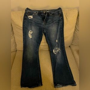 $7 American Eagle Favorite Boyfriend Jeans